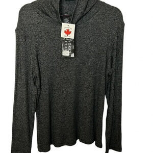 NWT 🇨🇦 Soft Works Petites , made in Canada.  Knit grey soft turtleneck .